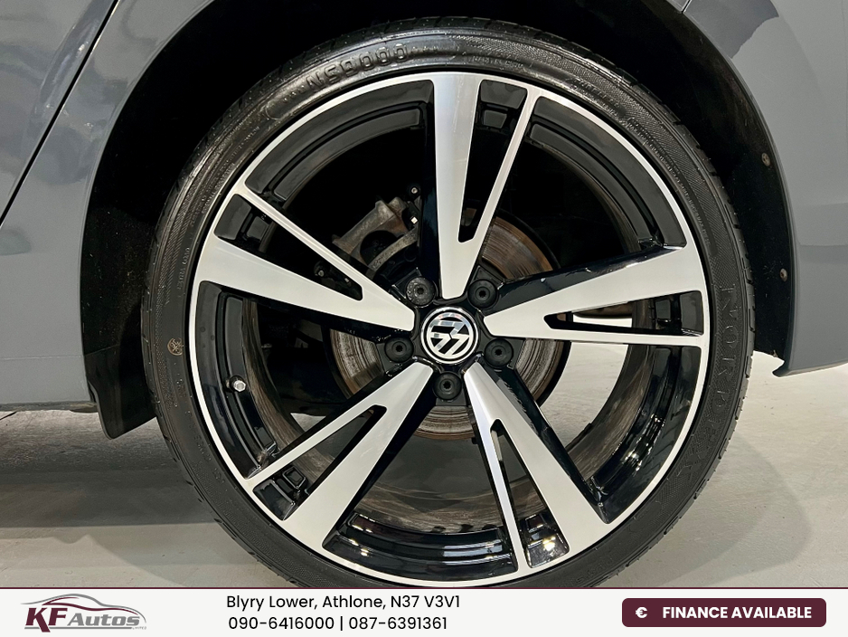 2022 Volkswagen Golf Life 2.0TDI 6 Speed Manual 115bhp 5dr  - 222 Reg €24,995