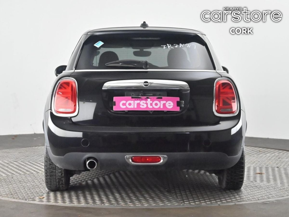 2019 MINI Hatch - image 4