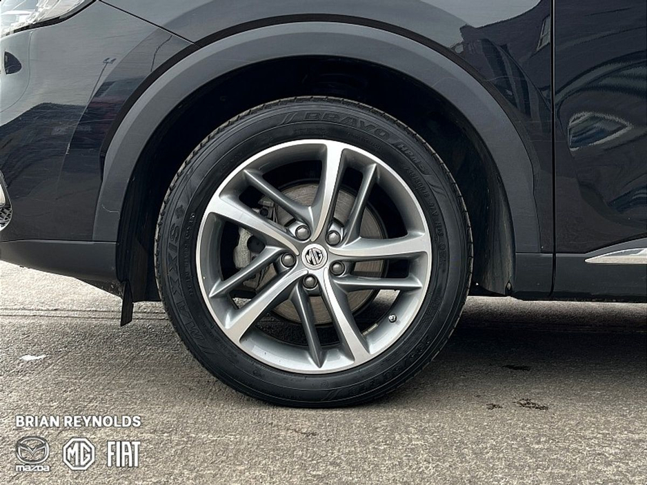 2023 MG HS - image 10