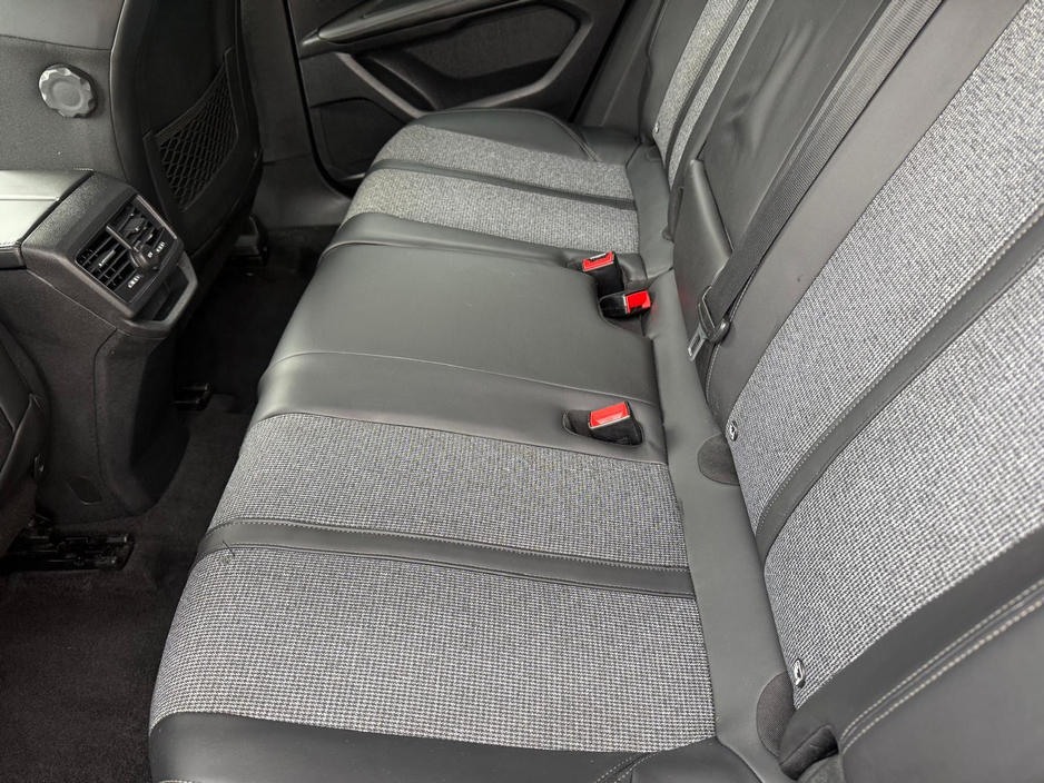2017 Peugeot 3008 - image 15