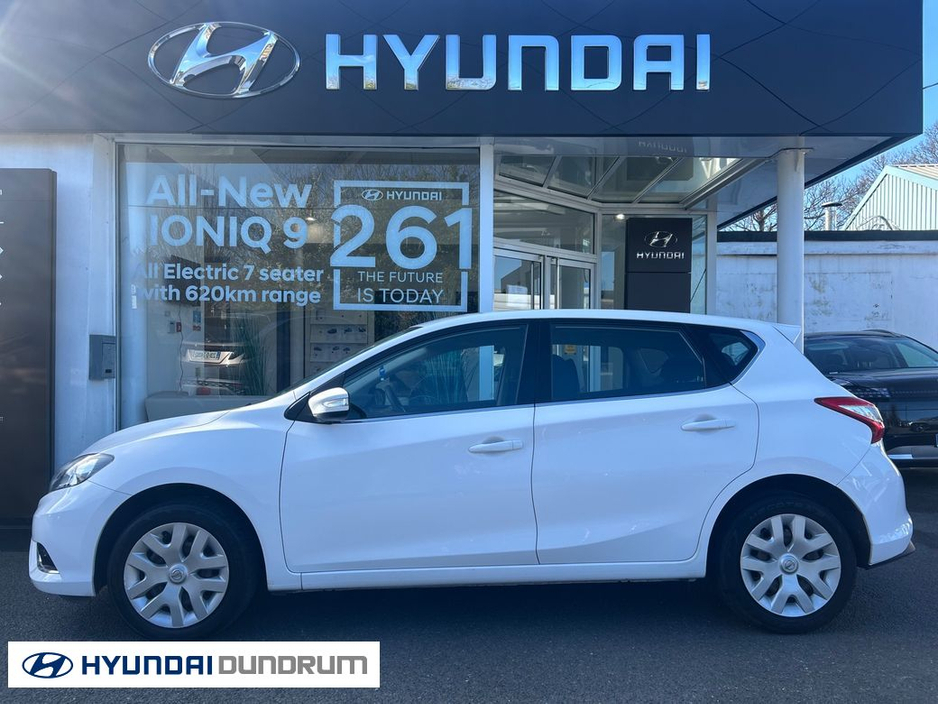 2017 Nissan Pulsar - image 3