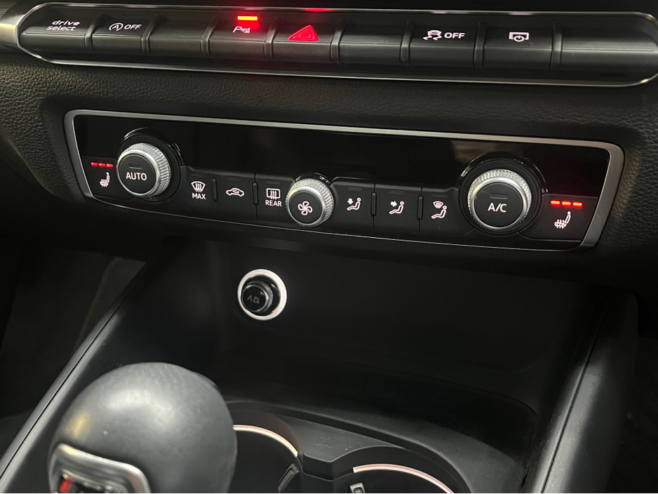 2020 Audi A3 €23950! 2020 Audi A3 Automatic Leather Heated Seats / 30 TFSI SPORT / Cruise Control/Reverse Camera €23,950