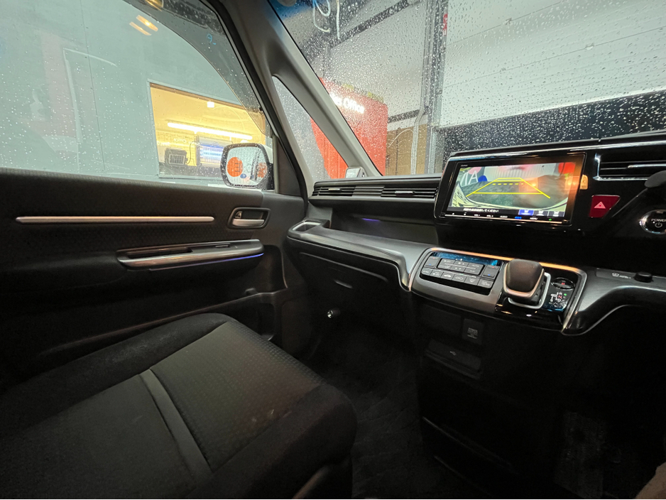 2019 Honda Stepwagon €26950 2019 HONDA STEPWAGON SPADA G HYBRID SENSING 7 SEATS 2.0 AUTOMATIC / CRUISE CONTROL / REVERSE CAMERA / ELECTRIC DOORS €26,950