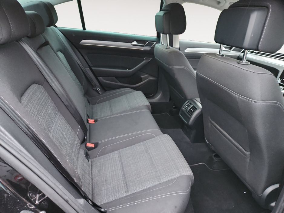 2020 Volkswagen Passat 1.6 TDI 120HP Business DSG €18,900