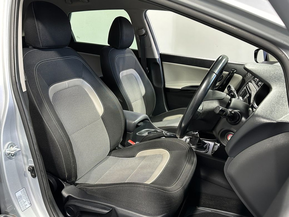 2017 Kia Ceed EX Estate 1.6 Crdi €12,400