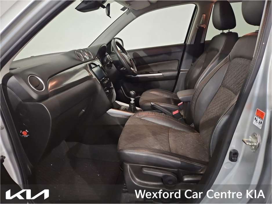 2022 Suzuki Vitara 1.4 Hybrid SZ4 MT €21,895