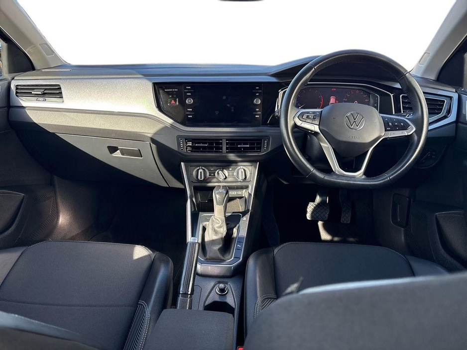 2022 Volkswagen Taigo - image 10