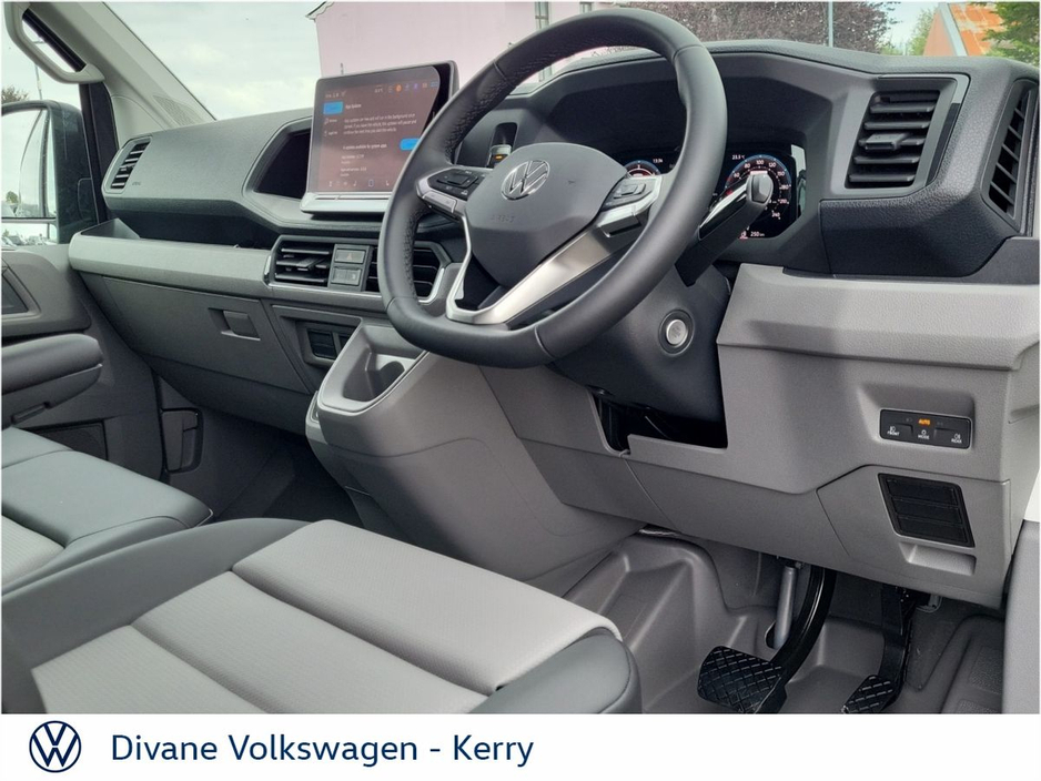 2026 Volkswagen Crafter AUTOMATIC HIGHLINE M.W.B 35 2.0TDI 140BHP €43,500