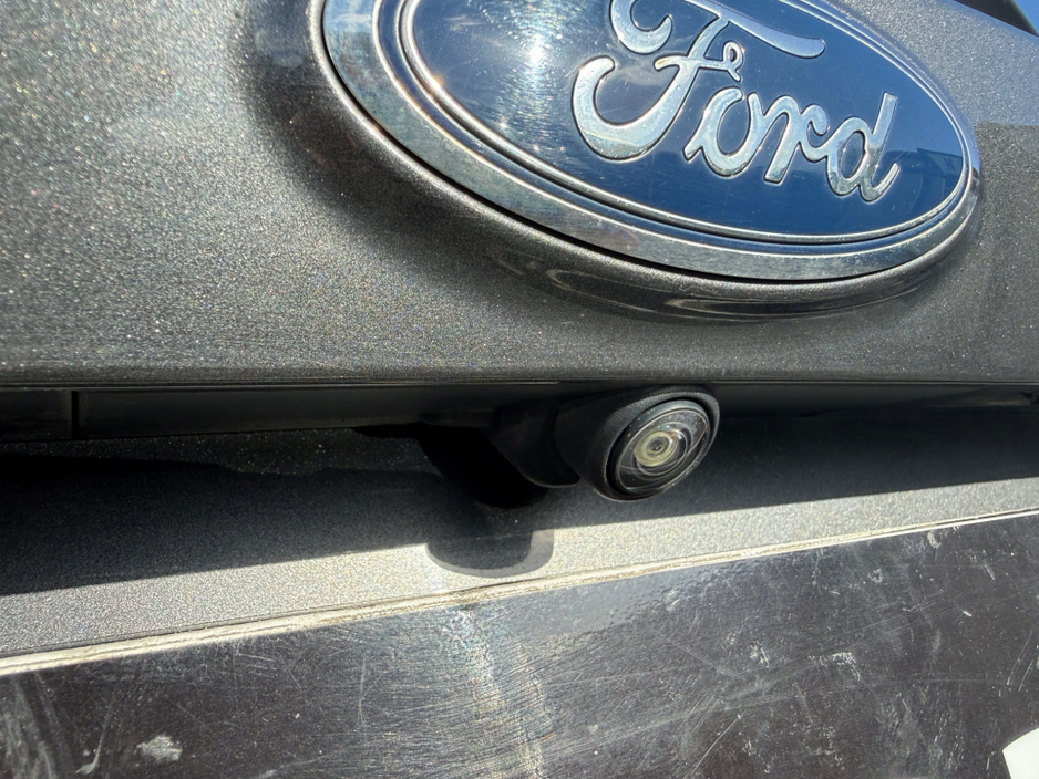 2017 Ford Kuga - image 16