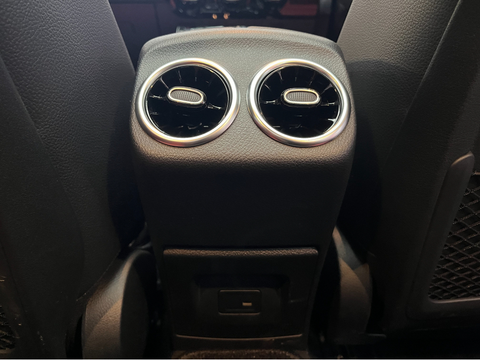 2023 Mercedes-Benz A Class 2023 MERCEDES-BENZ A250E 1.4 AUTOMATIC / CRUISE CONTROL / 360° PARKING CAMERA / ELECTRIC MEMORY & HEATED SEATS / PANORAMIC SUNROOF / PADDLE SHIFTERS /