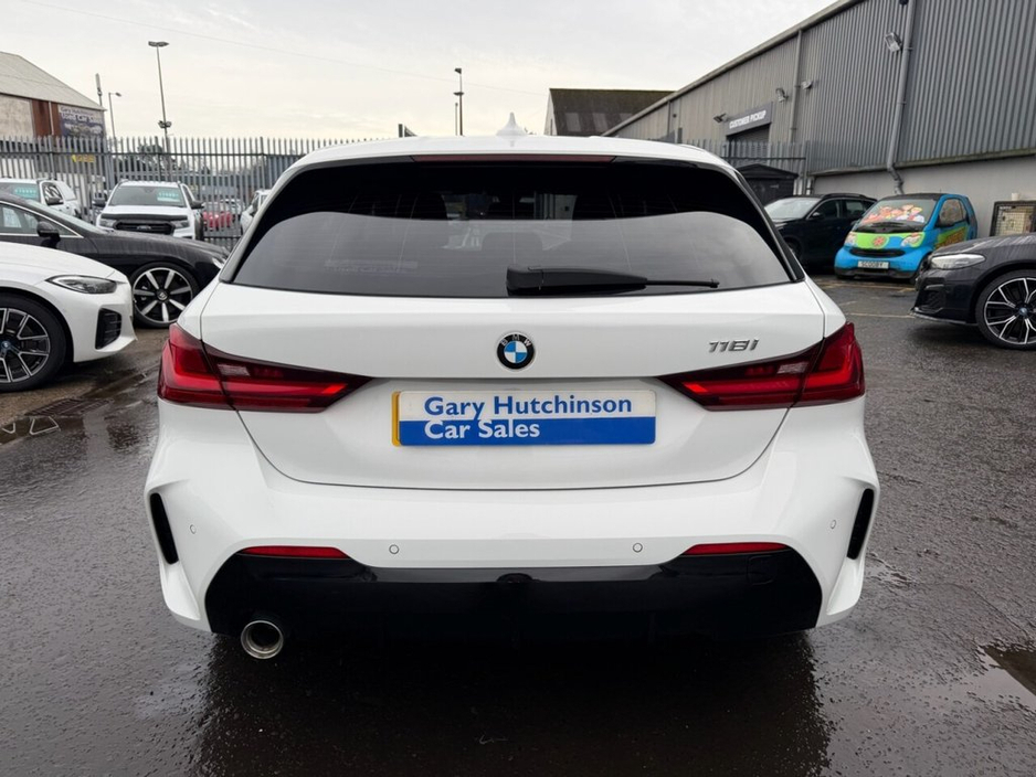 2020 BMW 1 Series - image 6