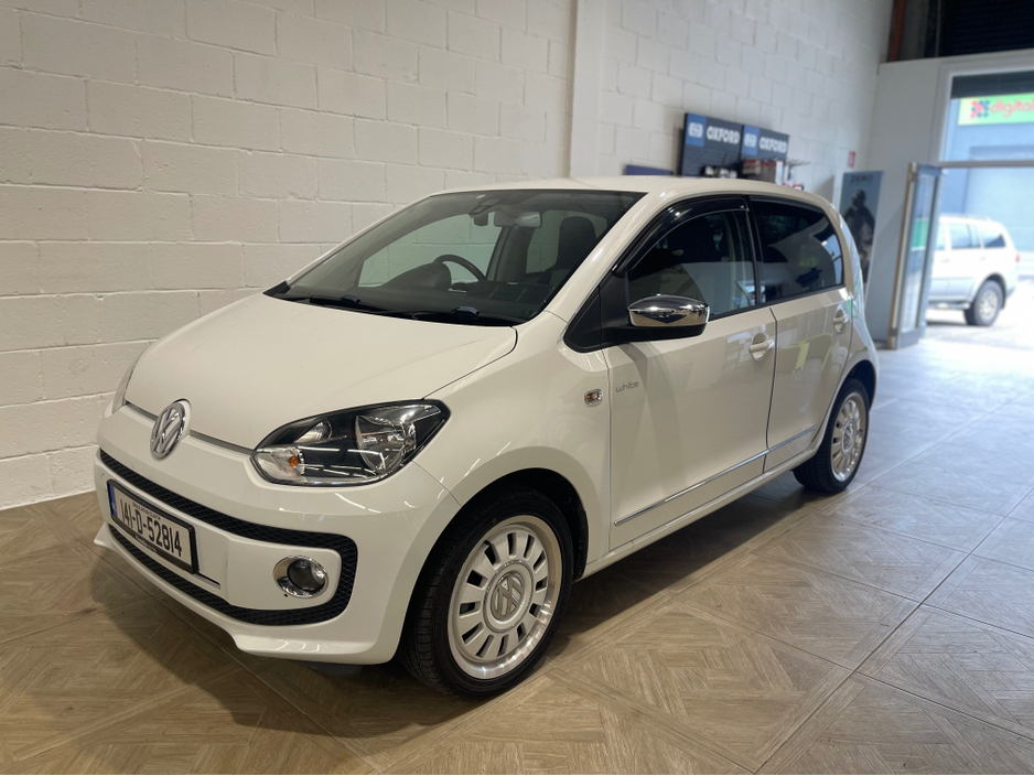 2014 Volkswagen up! - image 4