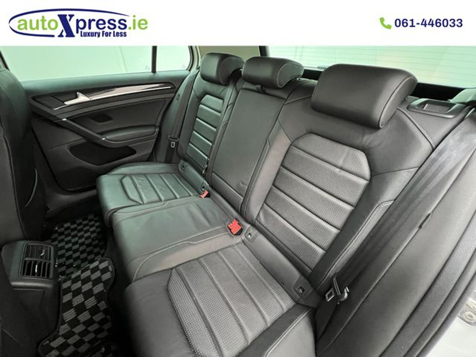 2019 Volkswagen Golf - image 8