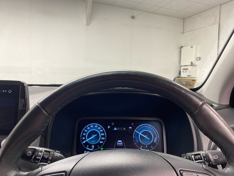 2023 Hyundai Kona - image 14