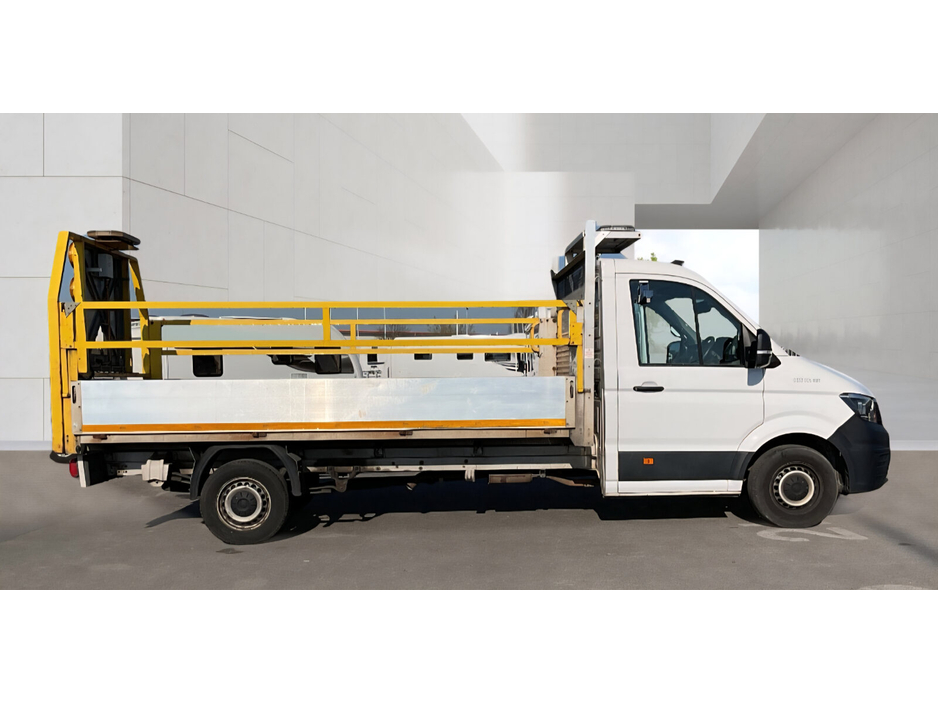 2021 Volkswagen Crafter - image 5