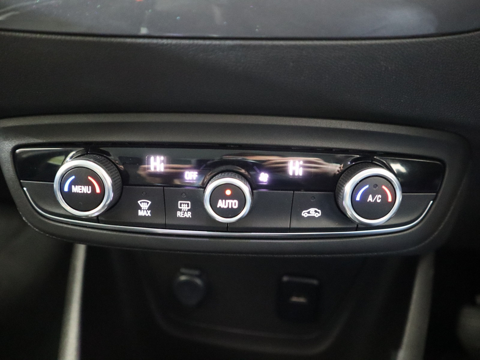 2023 Opel Crossland X - image 21