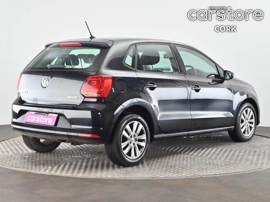 2016 Volkswagen Polo - image 5
