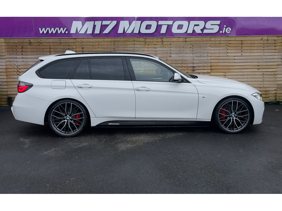 2016 BMW 3 Series - image 2