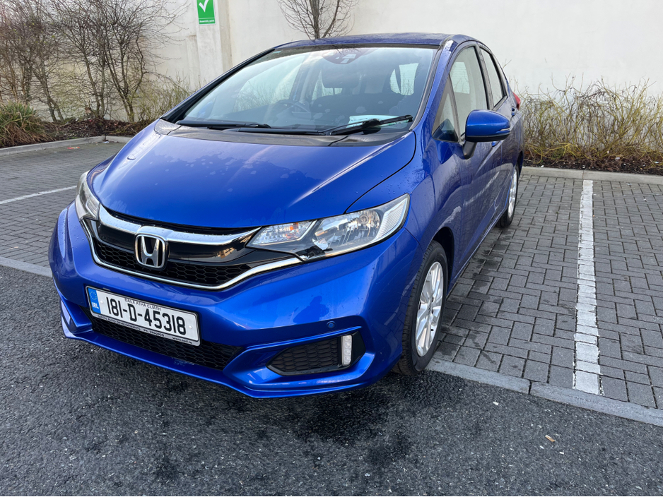 2018 Honda Jazz - image 3