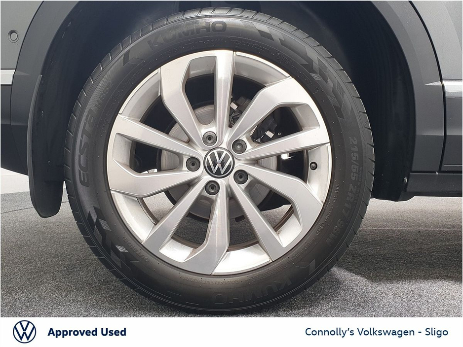 2022 Volkswagen T-Roc - image 9