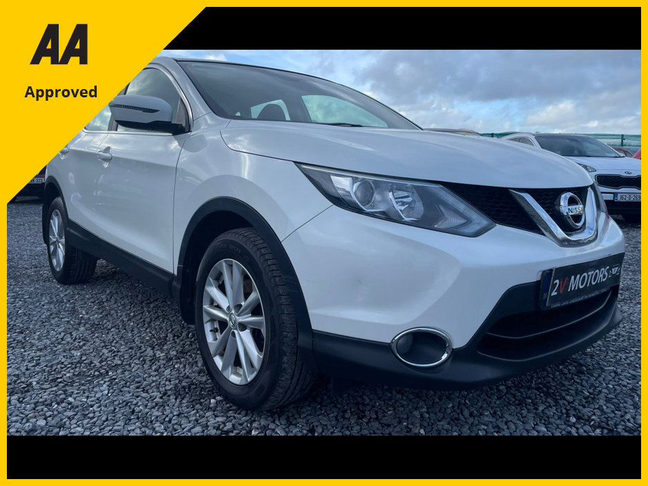 2015 Nissan Qashqai 1.5 DSL SV 4DR LOW KM €8,450