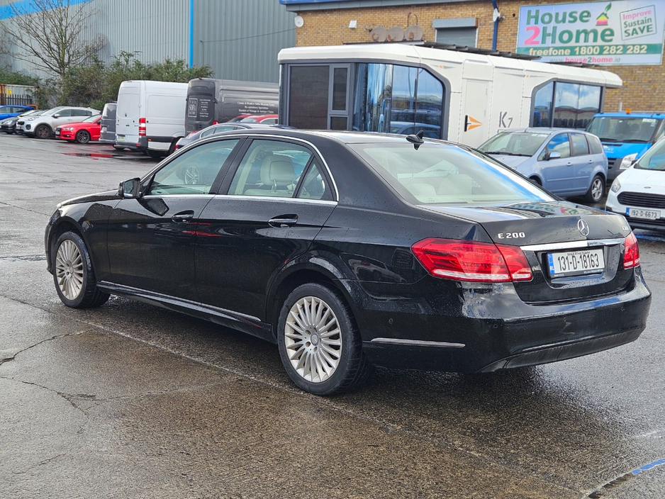 2013 Mercedes-Benz E Class - image 9