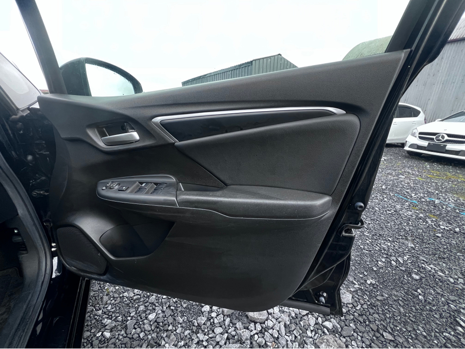 2017 Honda Fit 2017 Honda Fit Self Charging Hybrid Automatic €12,950