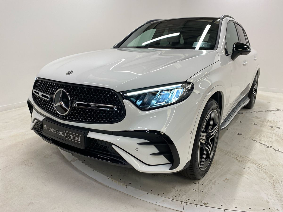 2025 Mercedes-Benz GLC Class - image 12