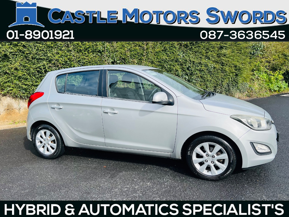 2012 Hyundai i20 - image 3