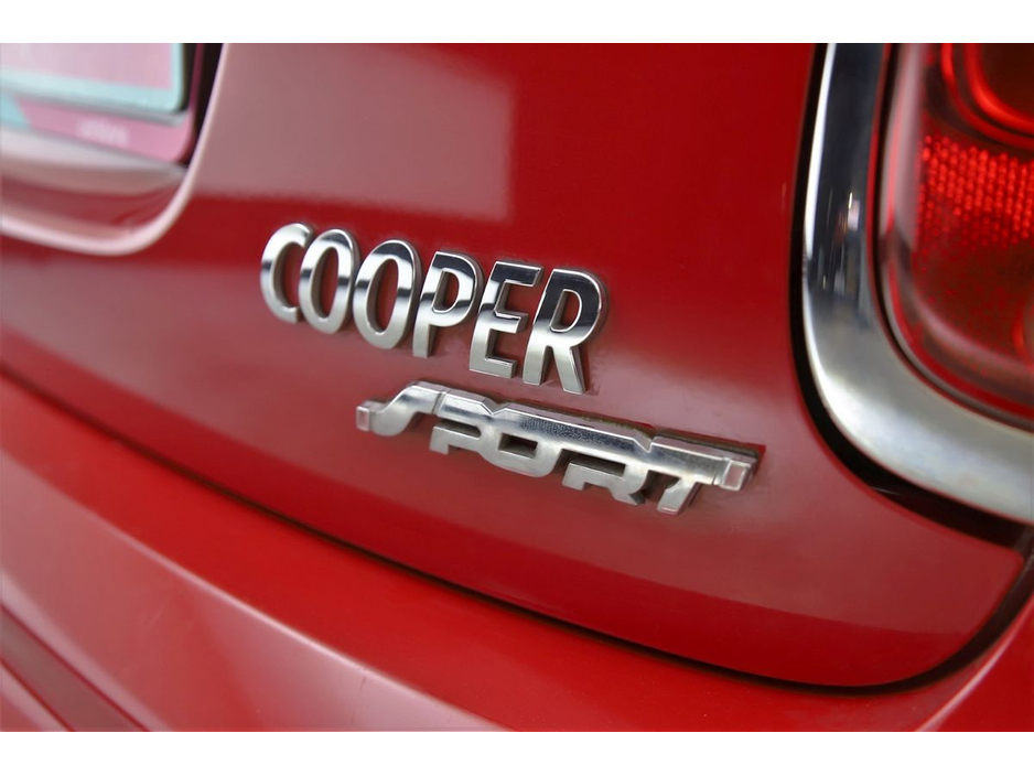 2018 MINI Hatch - image 24