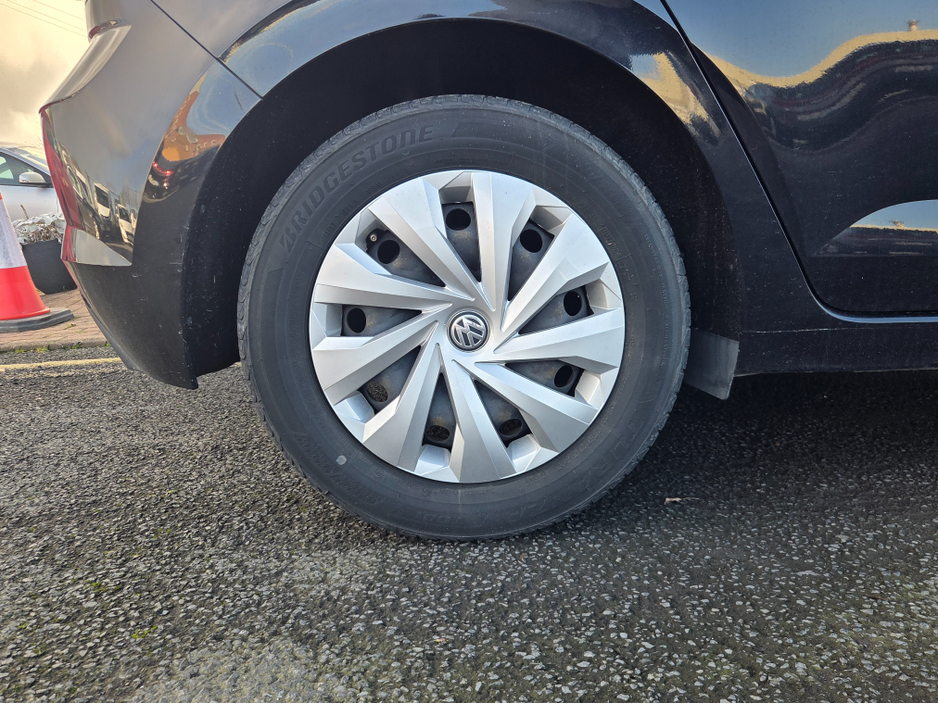 2019 Volkswagen Polo 1.2 PETROL €17,990