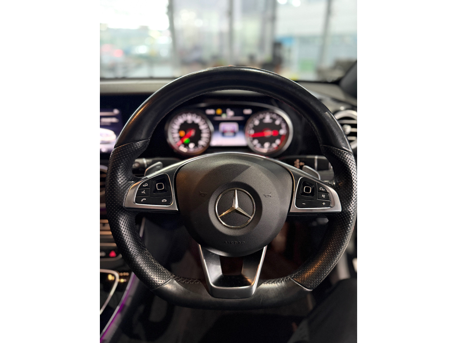 2016 Mercedes-Benz E Class - image 15