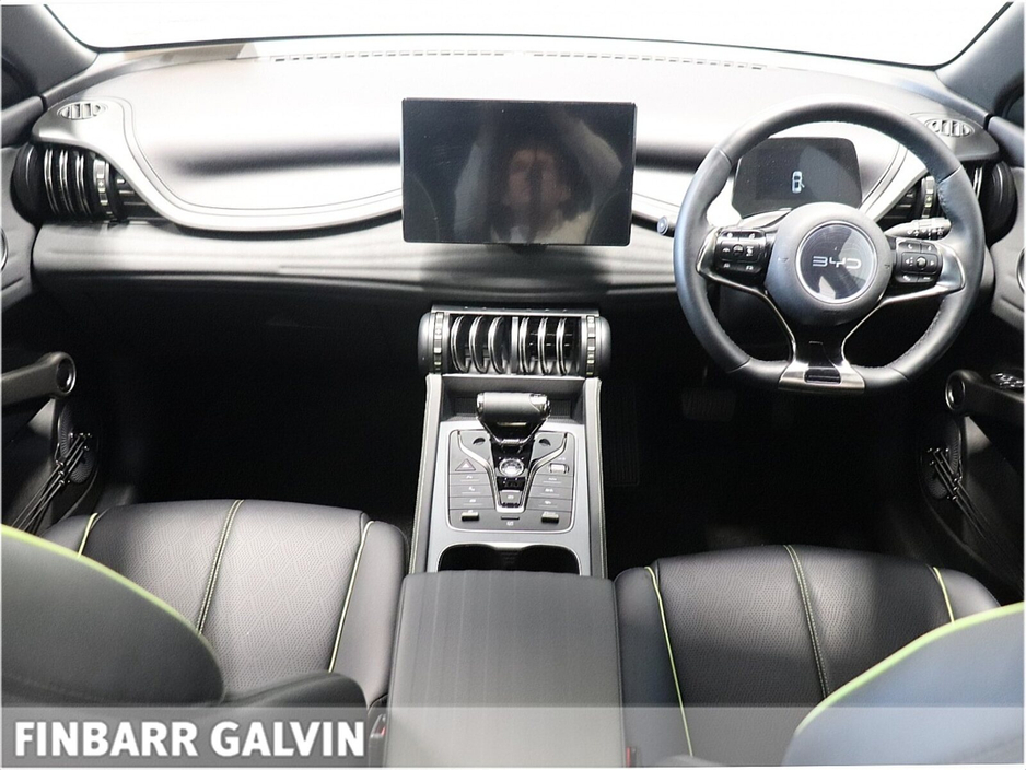 2025 BYD ATTO 3 - image 4