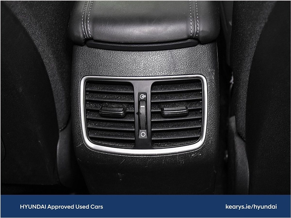 2020 Hyundai Tucson - image 18