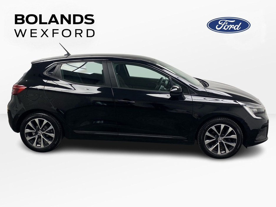 2023 Renault Clio - image 4