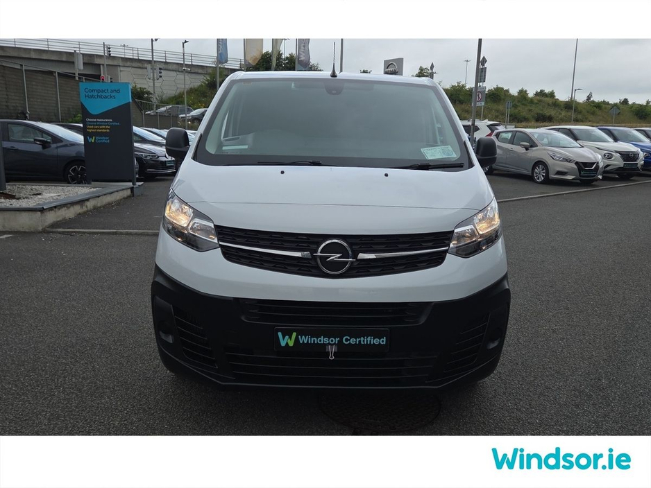 2023 Opel Vivaro - image 7