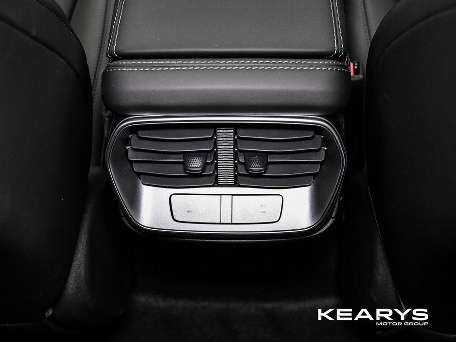 2025 BYD Sealion 7 - image 19