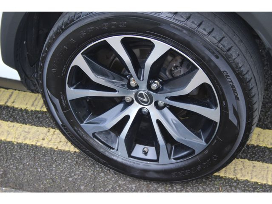 2017 Lexus NX 300 h - image 36