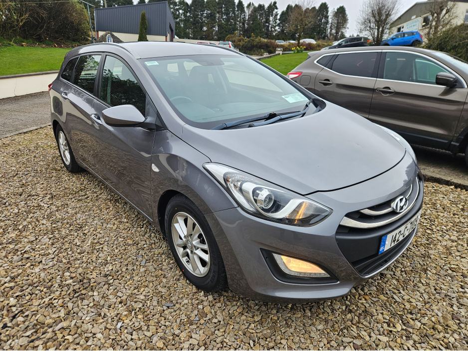 2014 Hyundai i30 - image 3