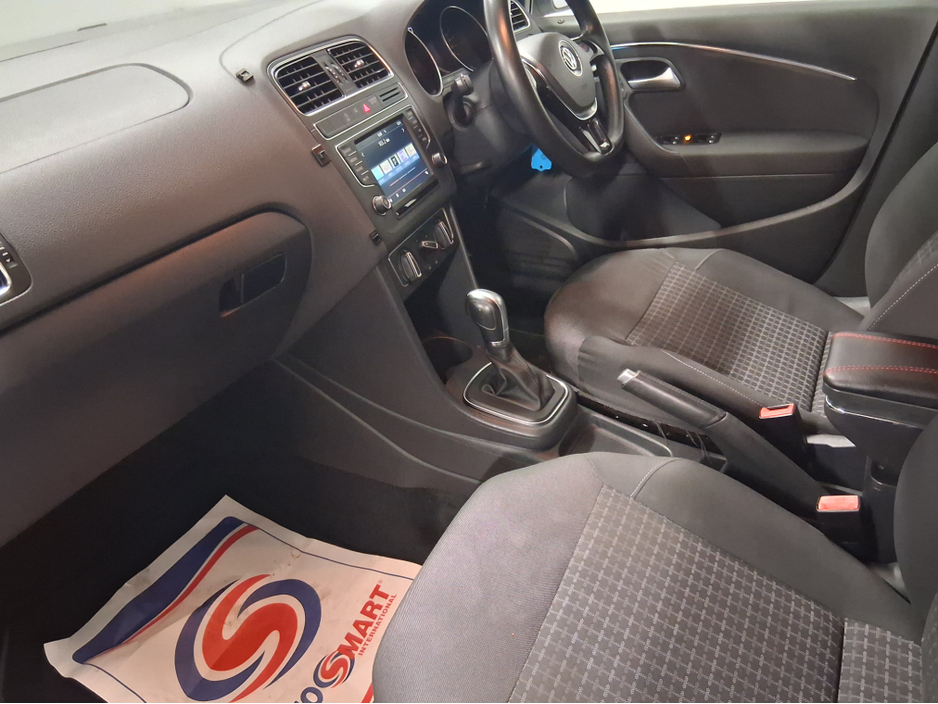 2014 Volkswagen Polo **LOW MILEAGE** €9,888