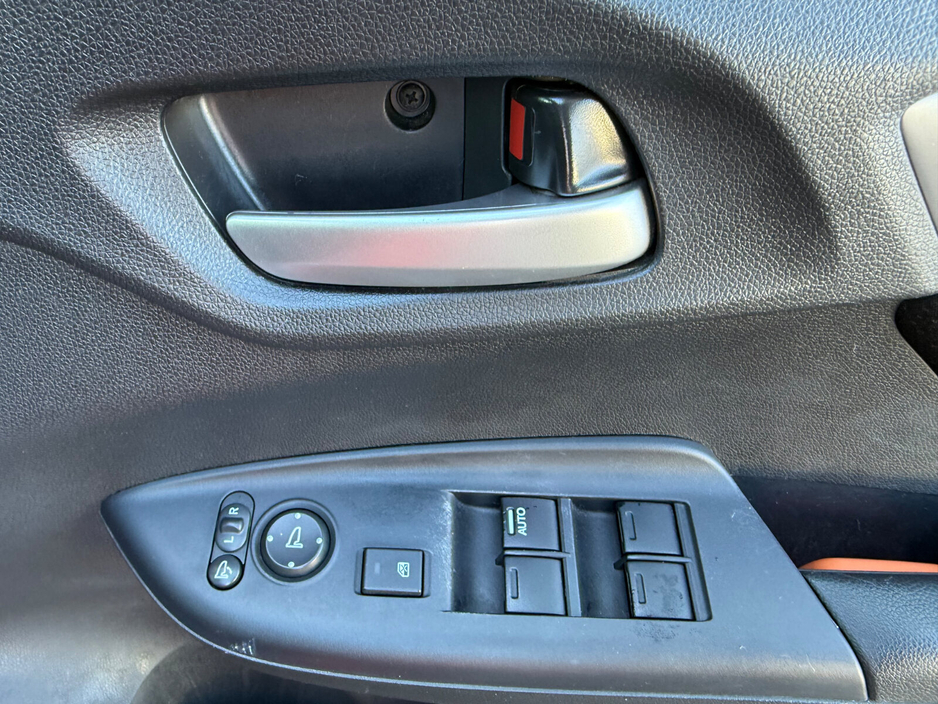 2016 Honda Jazz - image 17