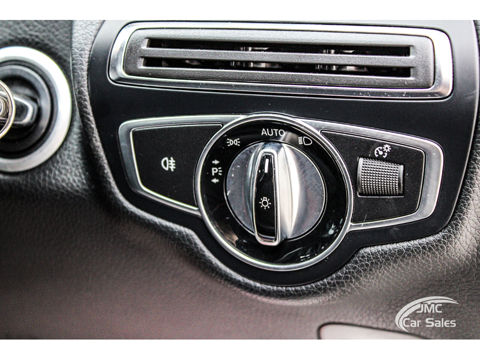 2017 Mercedes-Benz C Class - image 24