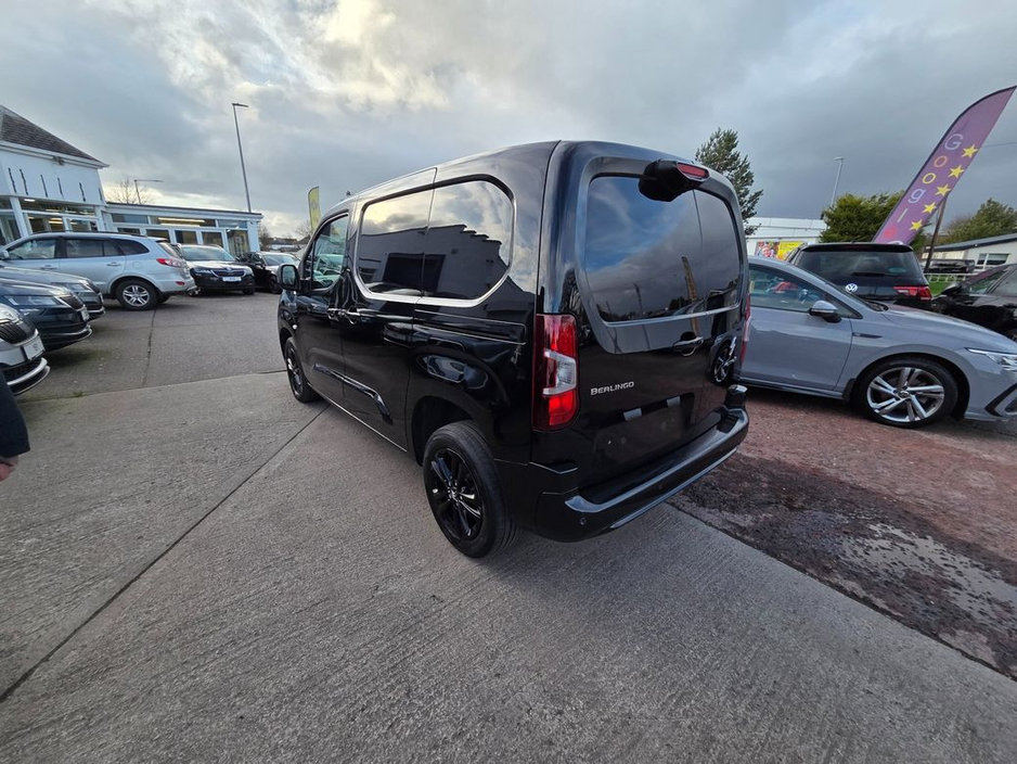 2022 Citroen Berlingo - image 6