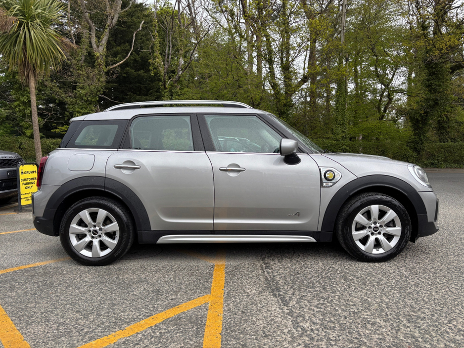 2023 MINI Countryman - image 4