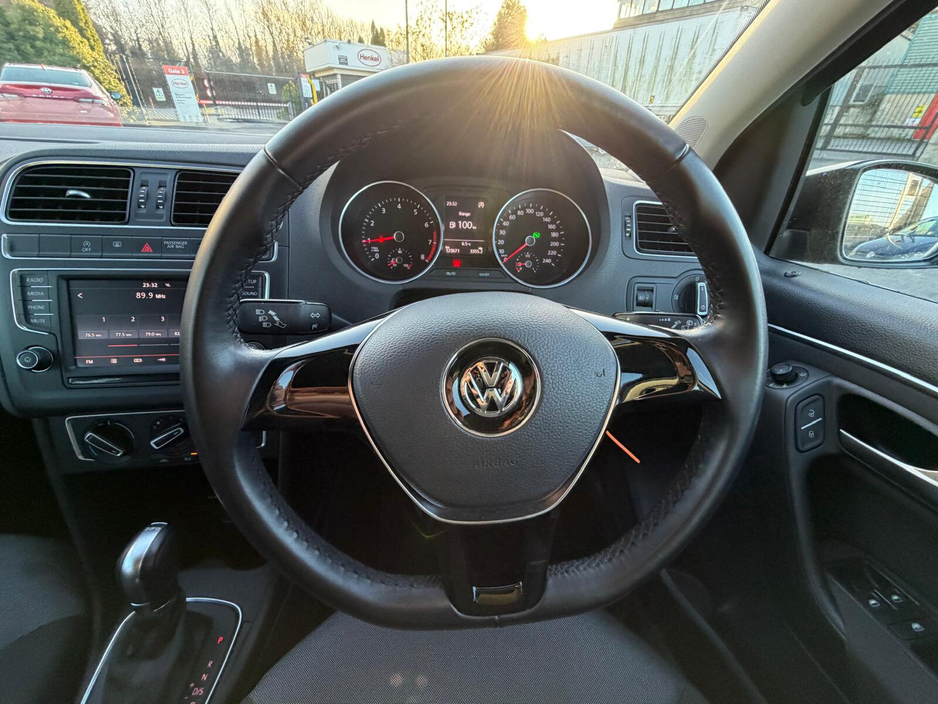 2015 Volkswagen Polo  €10,499