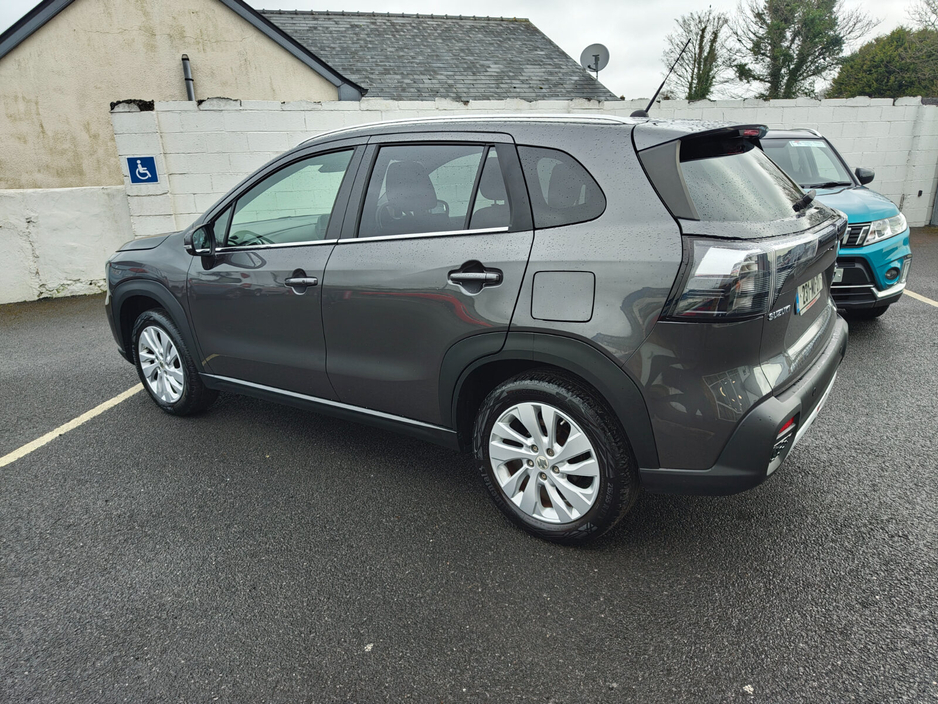 2023 Suzuki S-CROSS 1.4 Mild Hybrid Motion €24,950