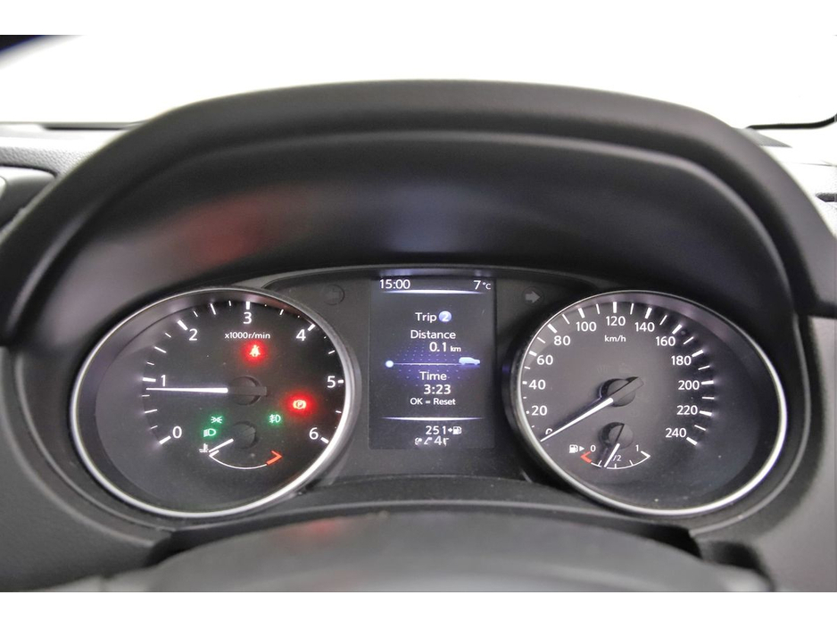 2018 Nissan Qashqai - image 18