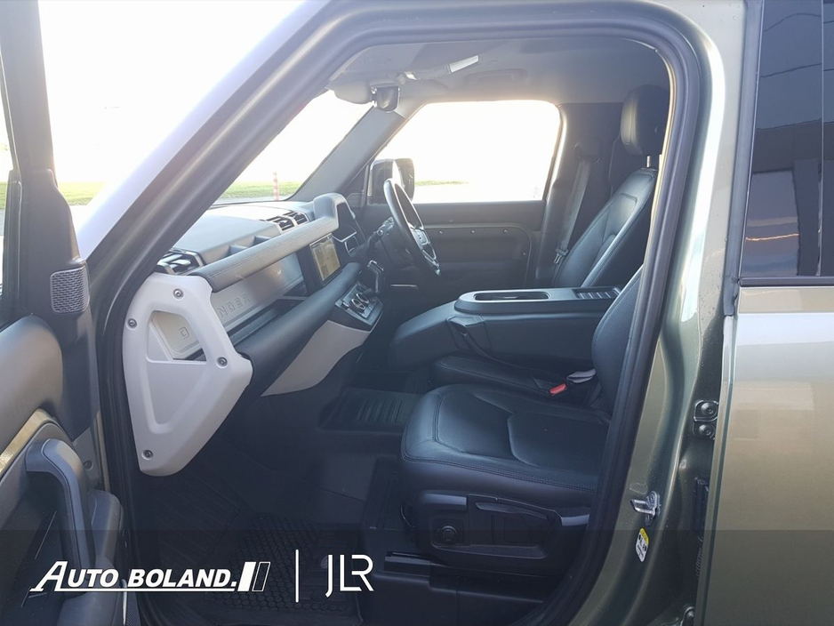 2024 Land Rover Defender - image 3