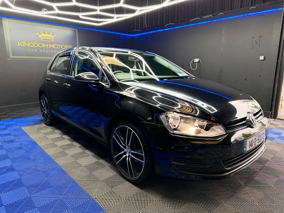 2014 Volkswagen Golf - image 7