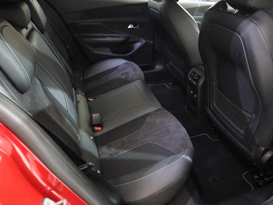 2023 Peugeot 408 - image 23